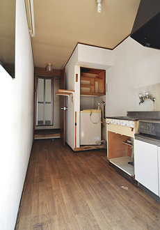 参考画像　『黄金町バザール2016』空間デザイン募集！